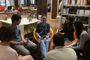 BOOK CORNER : Café littéraire en anglais